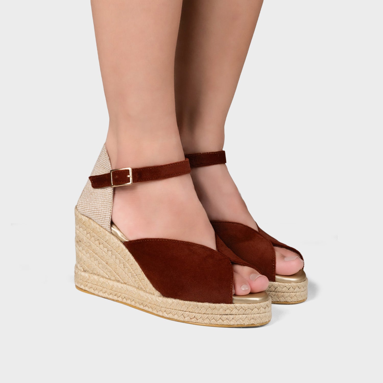 Sandalias con plataforma en Tercipelo terracota