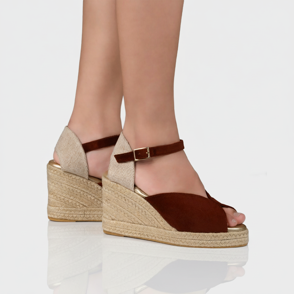 Sandalias con plataforma en Tercipelo terracota